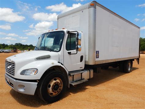 In the US, a <b>box</b> <b>truck</b> is a Class 4 vehicle, and the GVWR of the vehicles under this category can reach even 26,000 lbs. . Freightliner m2 box truck empty weight
